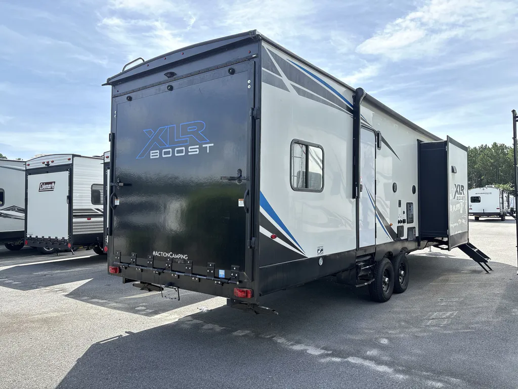 2022 Forest River XLR Boost 31QB, Photos photo 7