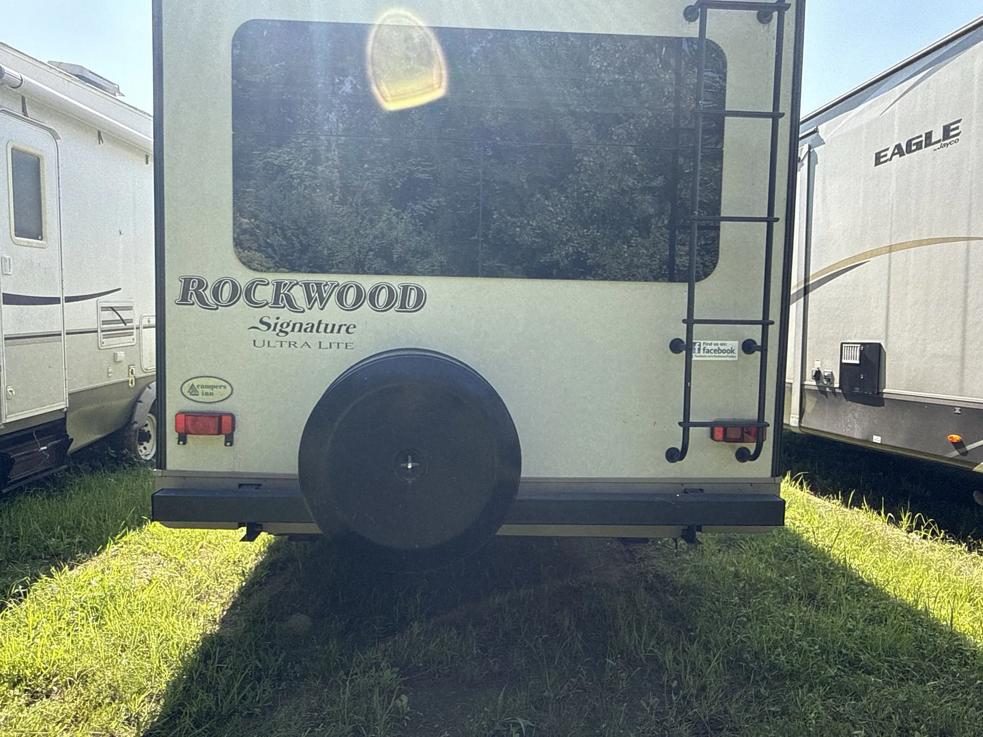 2017 Forest River Rockwood Signature Ultra Lite 8289WS — living area main