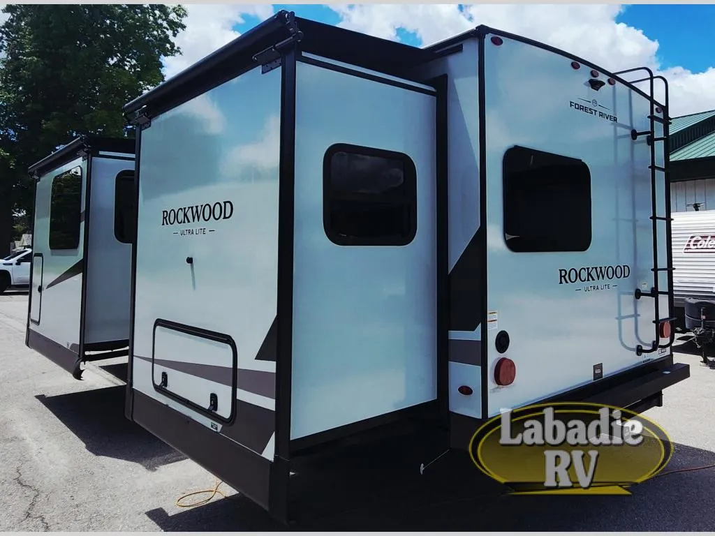 2026 Forest River Rockwood Ultra Lite 2619FK - Photo 3