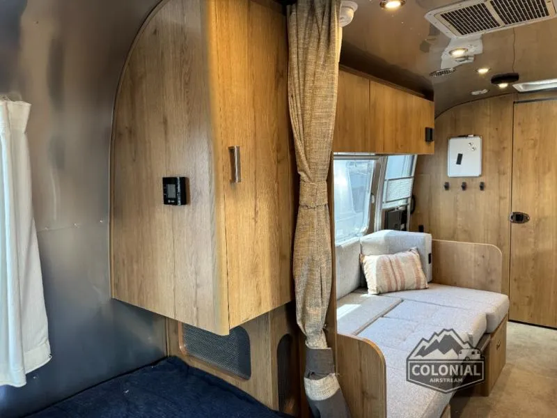 2026 Airstream Trade Wind 23FB - Photo 3