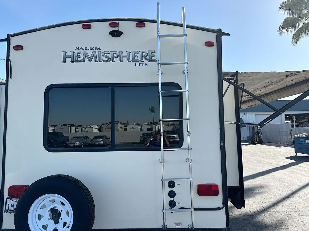 2017 Forest River Salem Hemisphere Lite 272RL, Photos photo 37