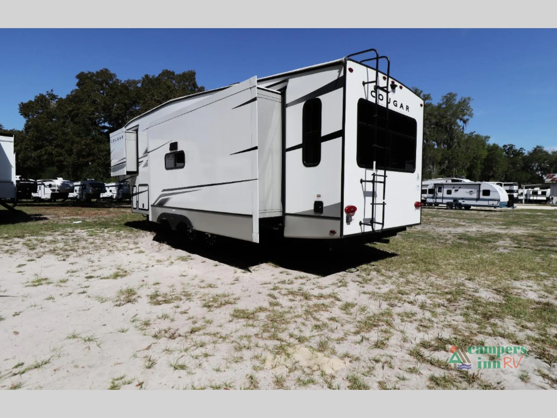 2024 Keystone Cougar Half-Ton 29RLISE - Photo 4