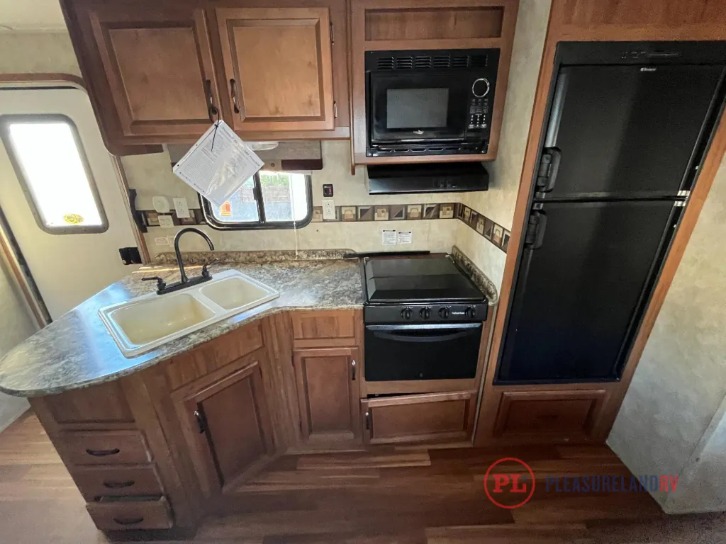 2015 Gulf Stream RV Innsbruck 30FRK, Photos photo 12