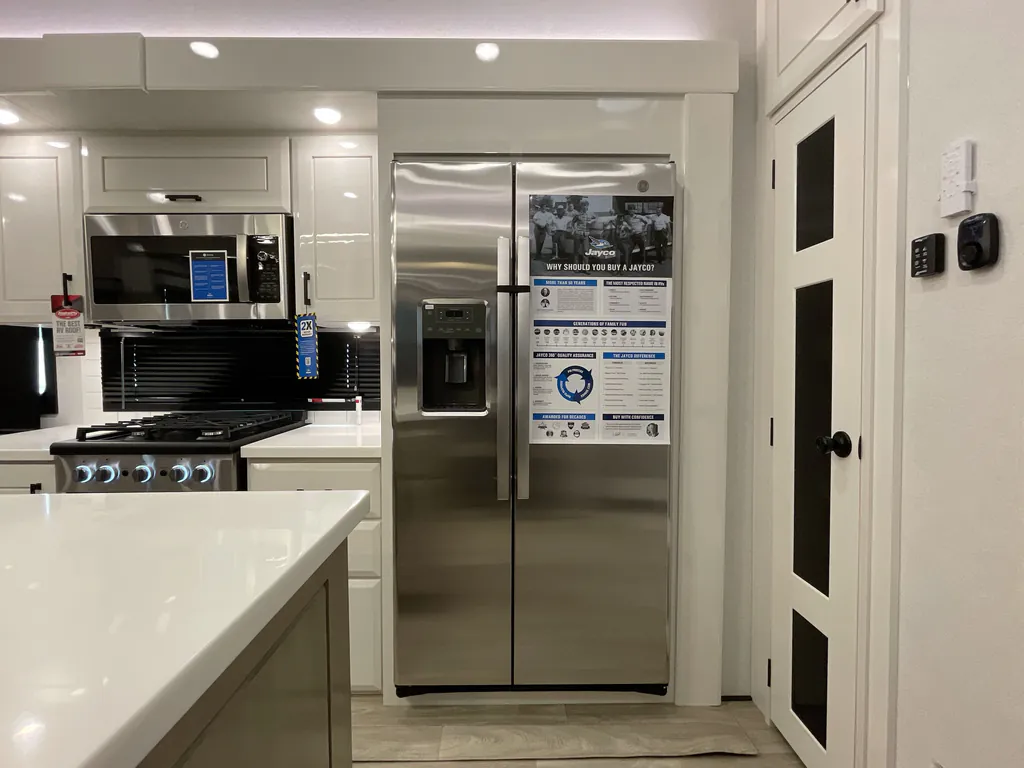 2027 Jayco Pinnacle 36FBTS, Photos photo 8