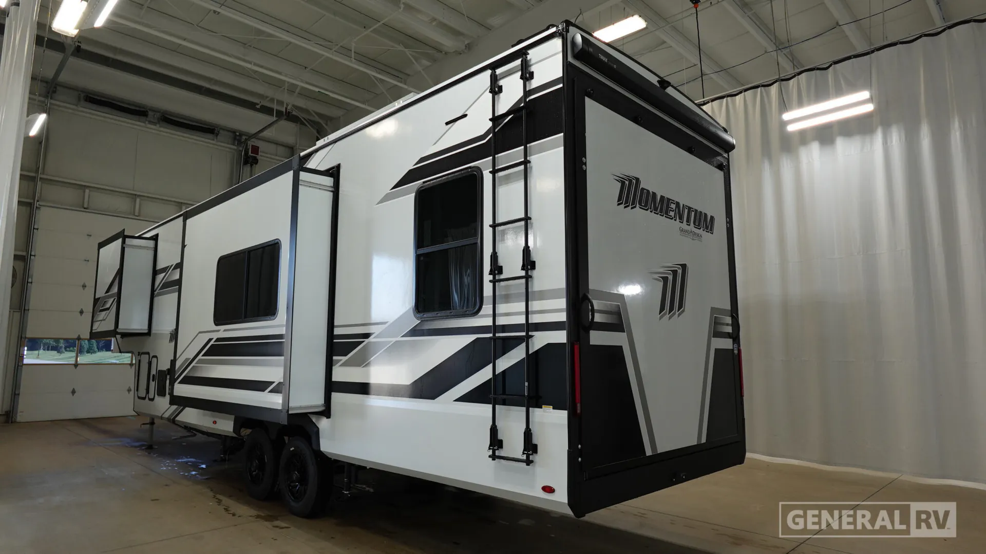 2027 Grand Design Momentum G-Class 325G - Photo 4