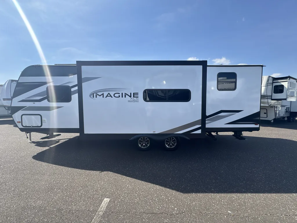 2024 Grand Design Imagine XLS 25DBE, Photos photo 6