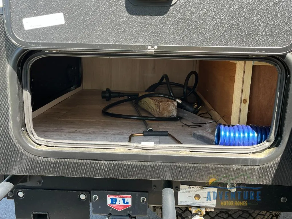2023 Winnebago Hike 100 H1316MB - Photo 4