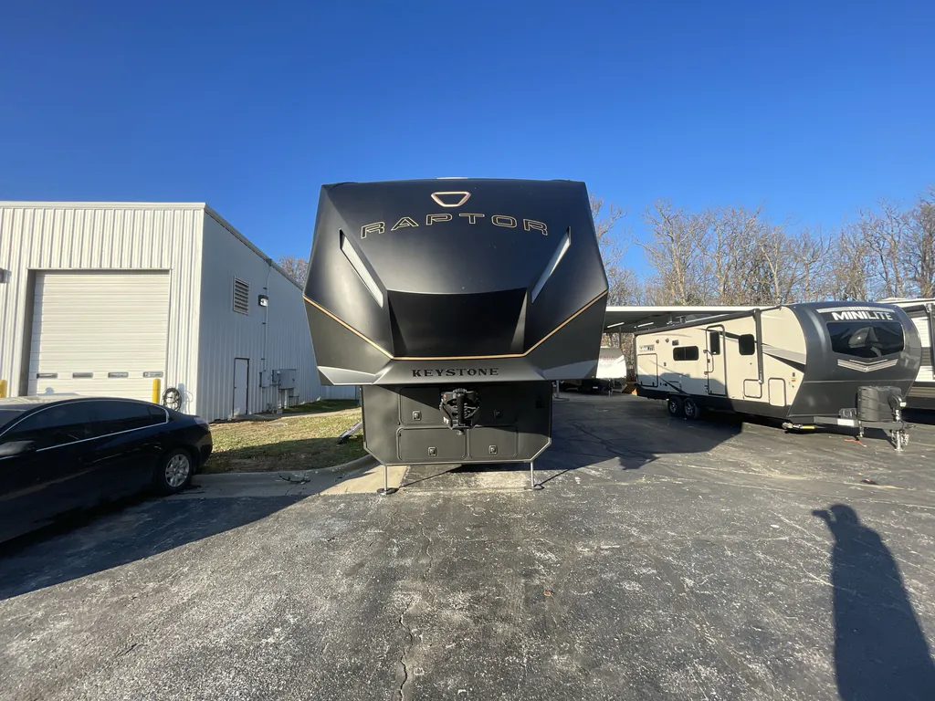 2026 Keystone Raptor 441, Photos photo 6
