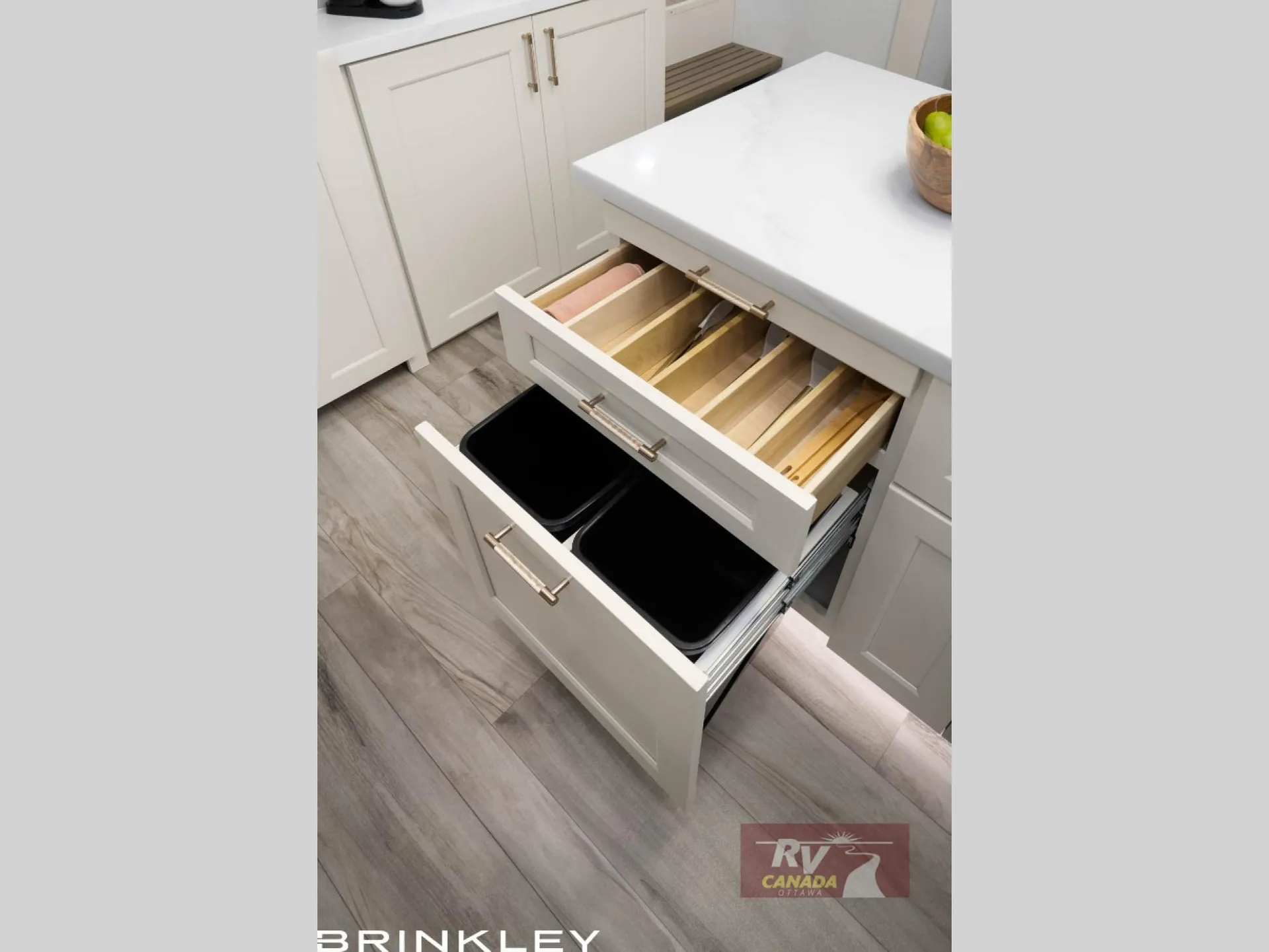 2027 Brinkley Model R 3710 — Photo 7