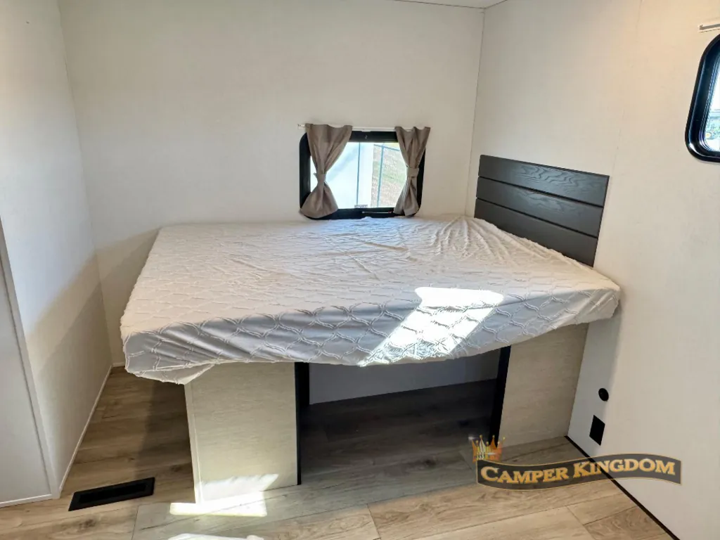 2026 Shasta RVs i-5 Edition 532BEDS, Photos photo 28