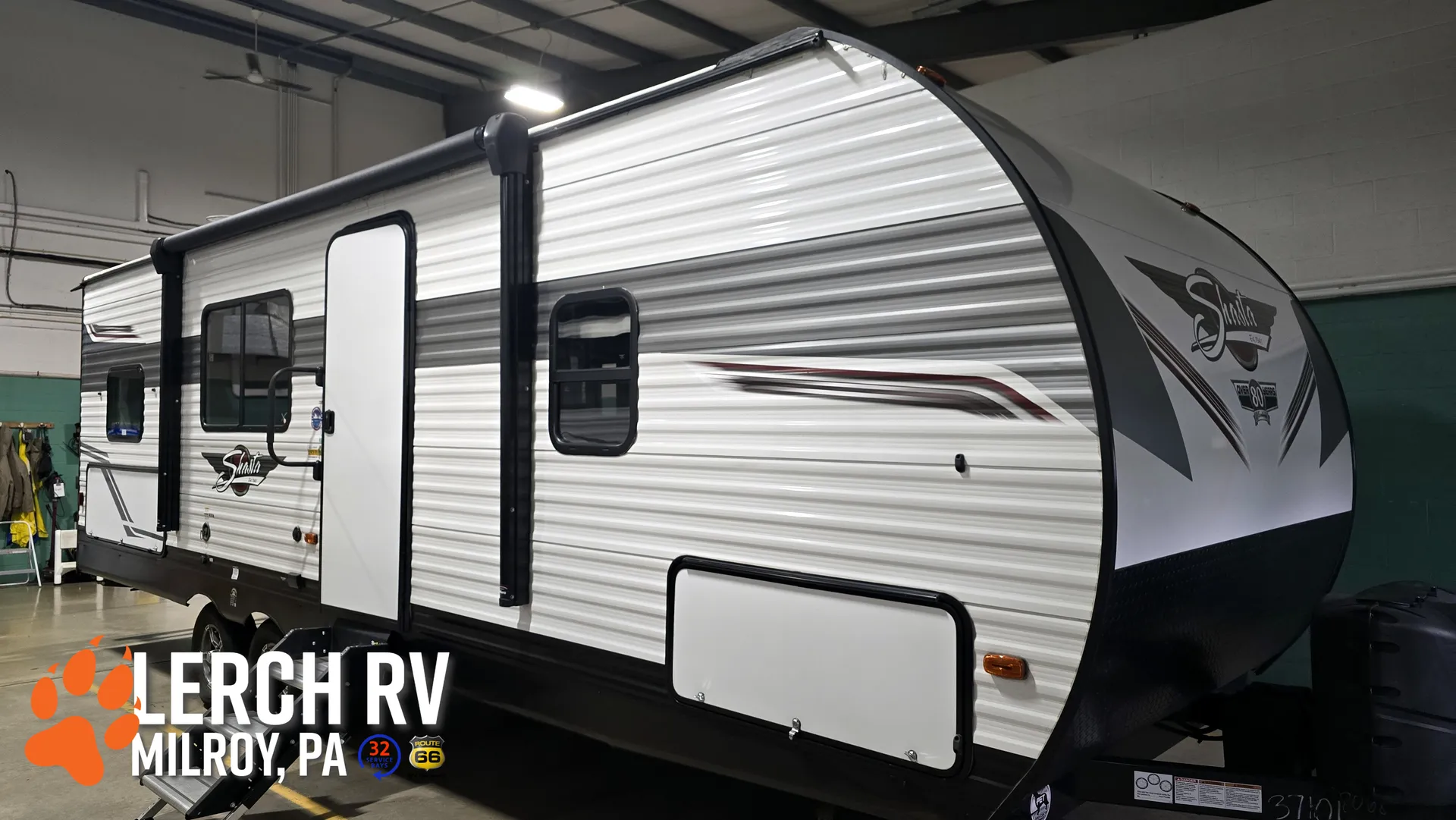 2022 Shasta Shasta 25RS - Photo 2