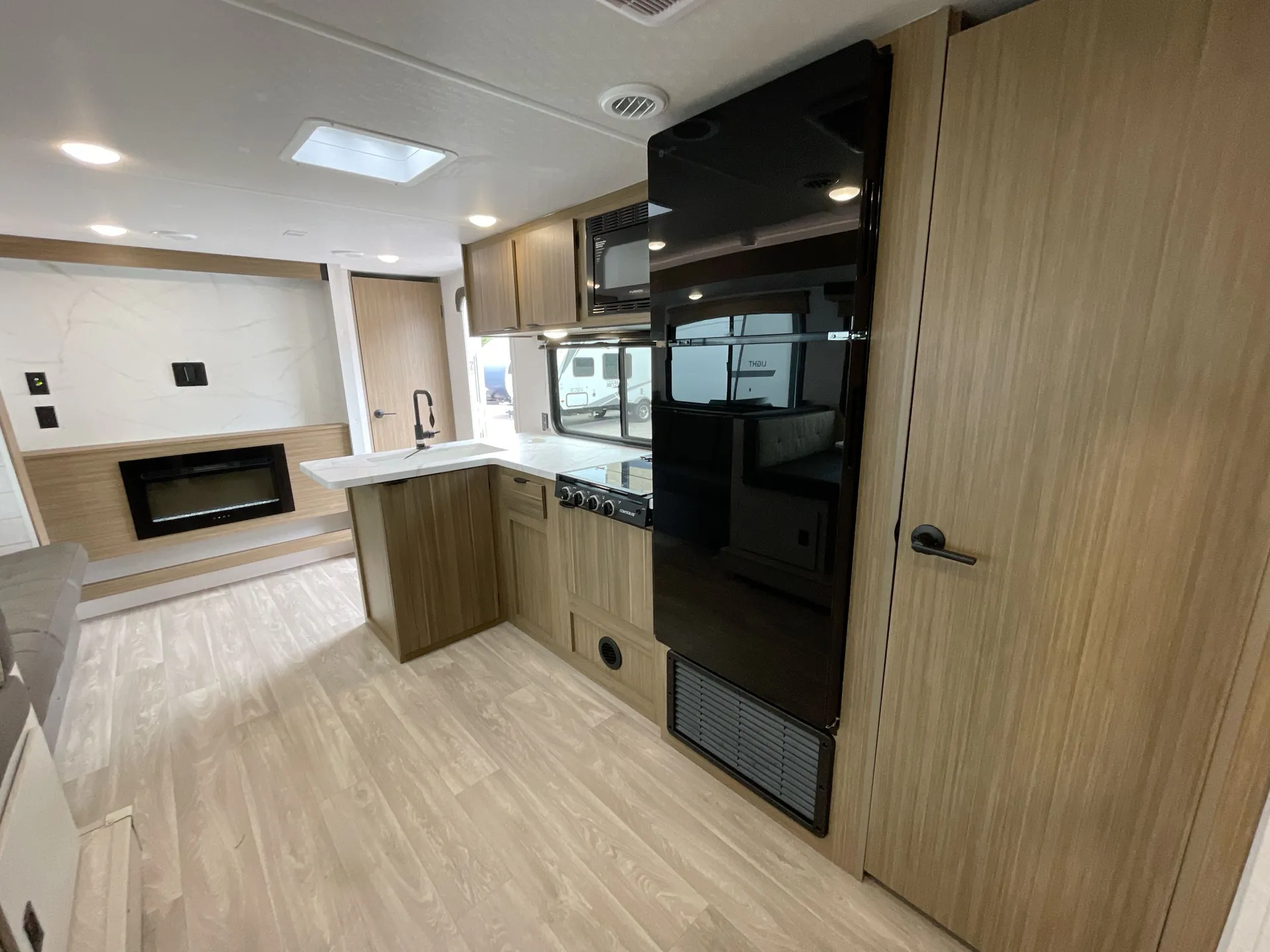 2027 Forest River Wildwood X-Lite 263BHXL — living area main