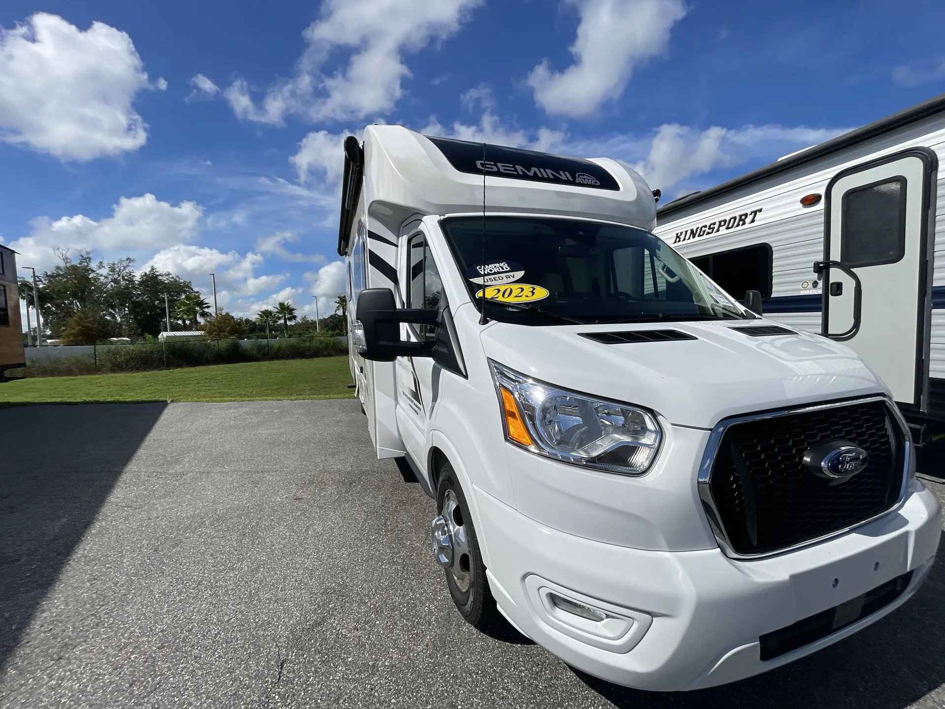 2023 Thor Motor Coach Gemini 24KB - Photo 2