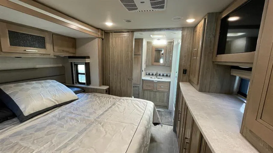 2020 Coachmen Sportscoach SRS 365RB, Photos photo 24
