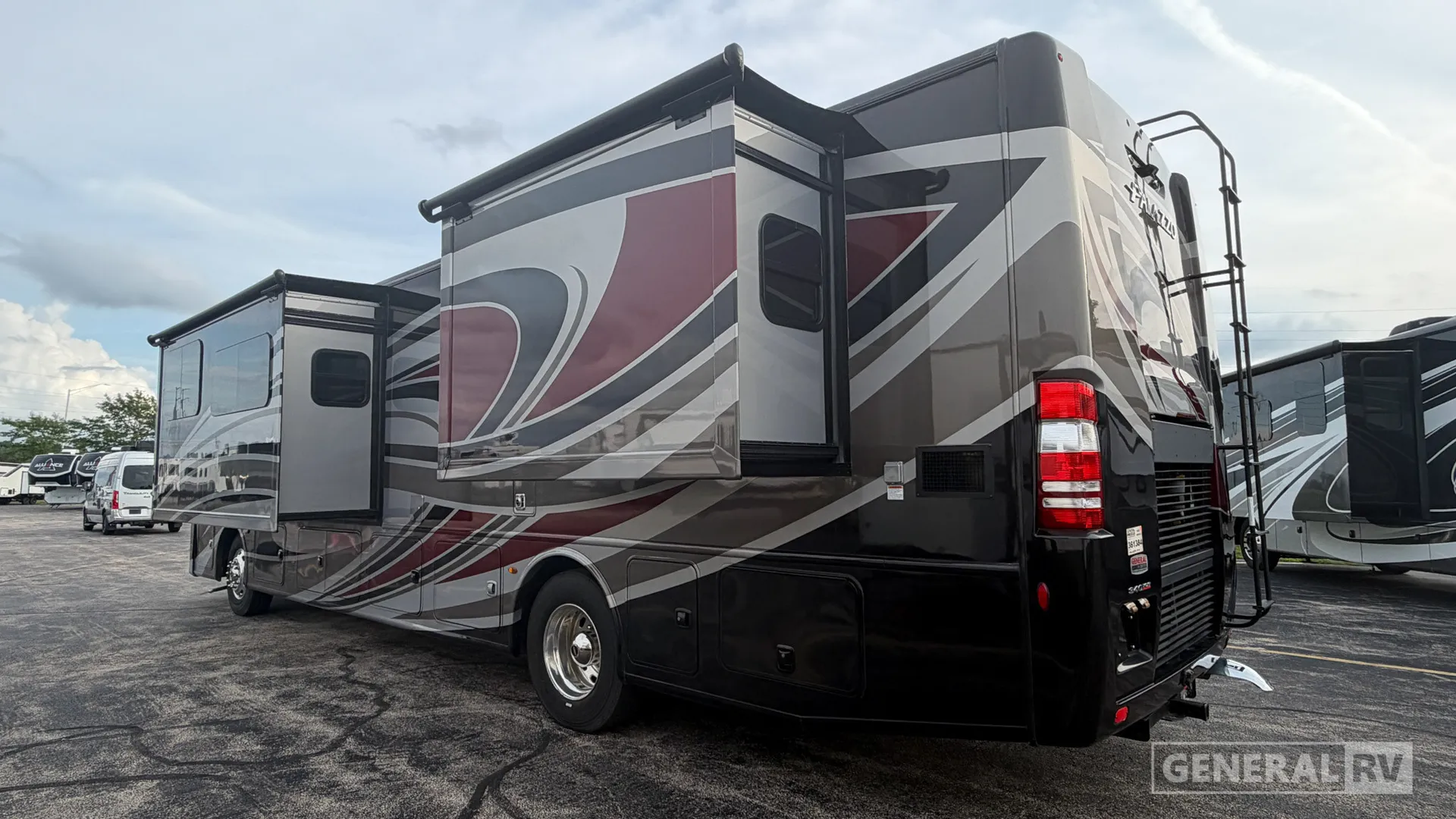 2022 Thor Motor Coach Palazzo 37.4 - Photo 4