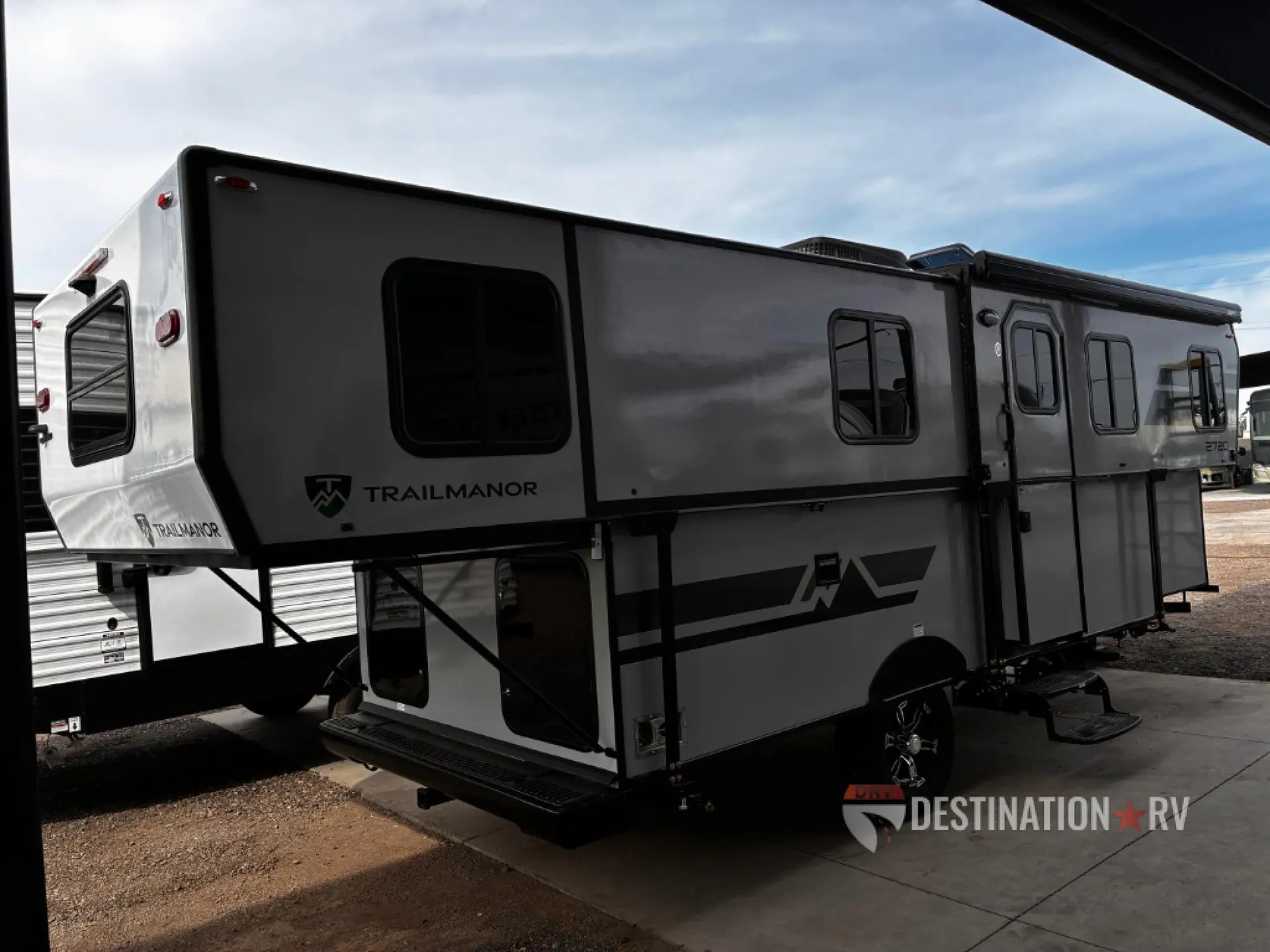 2027 TrailManor 2720 Series 2720QS - Photo 4