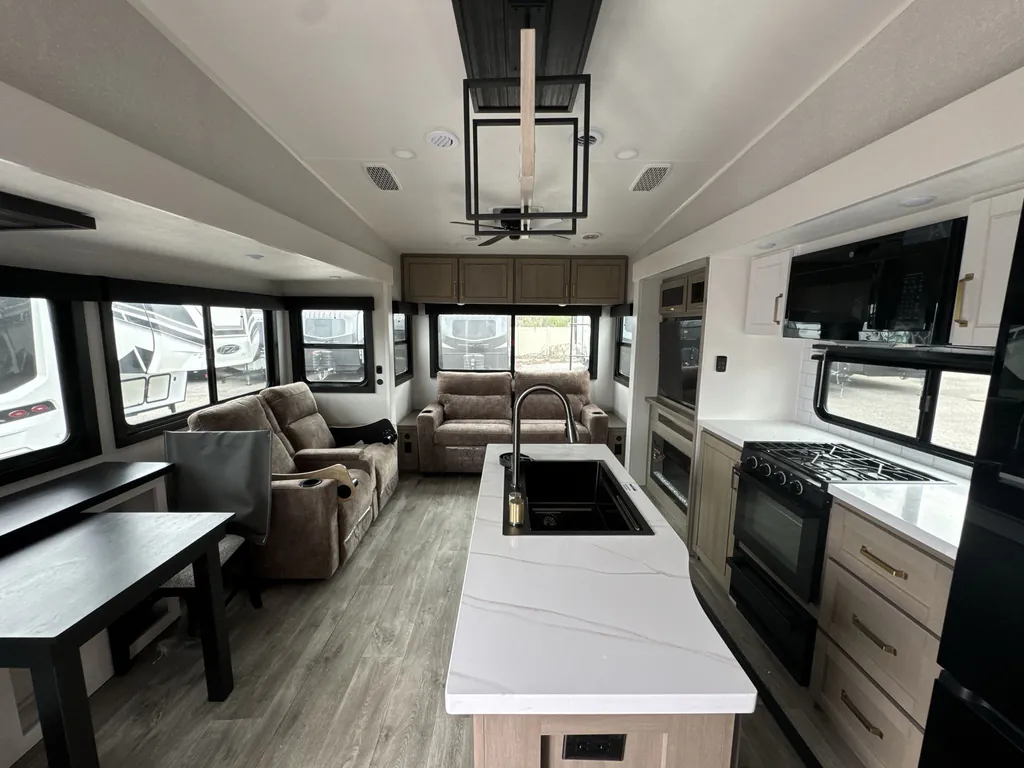 2026 Jayco Eagle 321RSTS, Photos photo 6