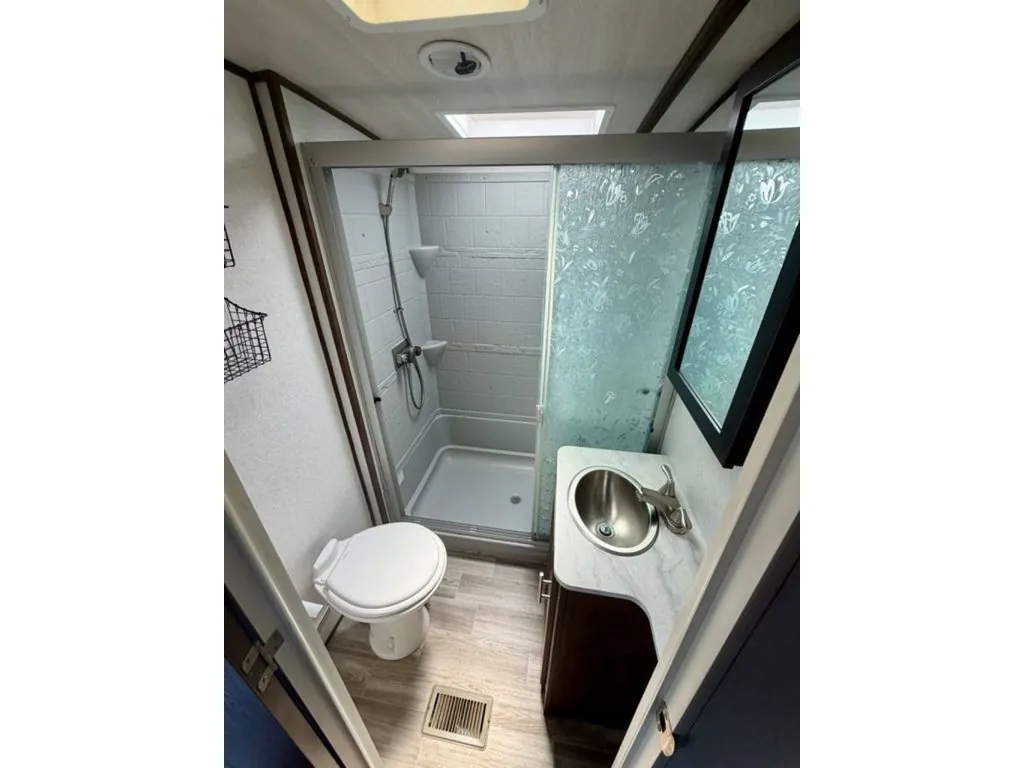 2019 Forest River Wildwood Heritage Glen 286RL, Photos photo 20