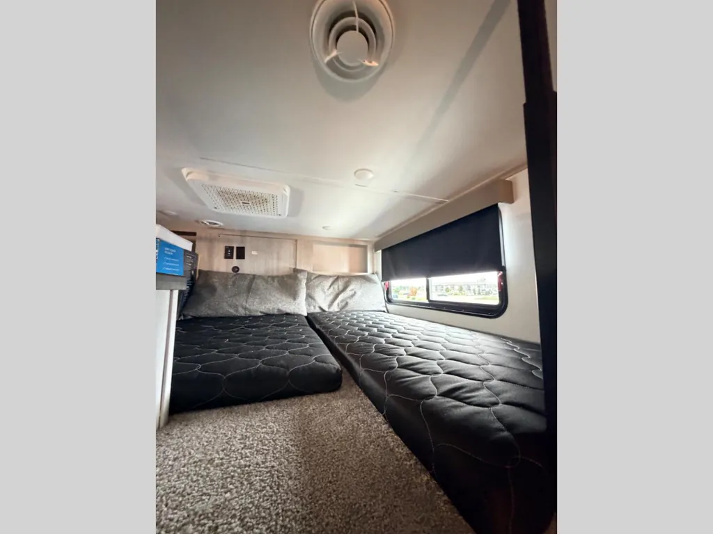 2024 Keystone Montana High Country 381TB, Photos photo 5