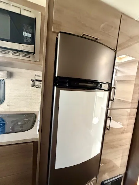 2023 Jayco Melbourne Prestige 24RP, Kitchen photo 5