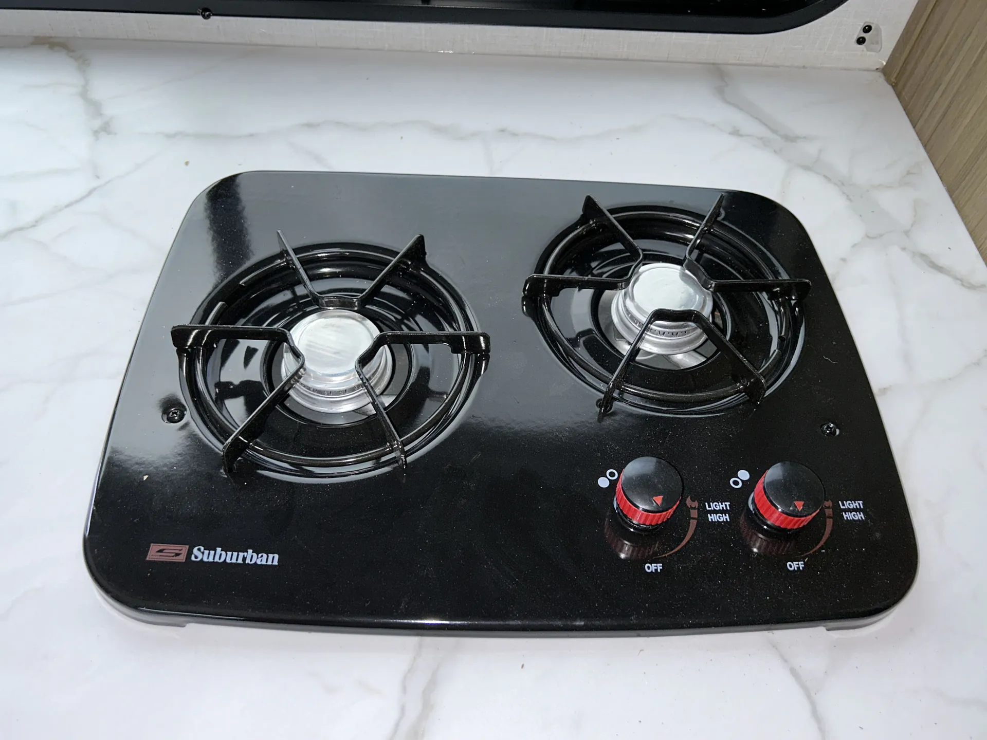2026 Forest River Wildwood Fsx 178ICE — stove oven