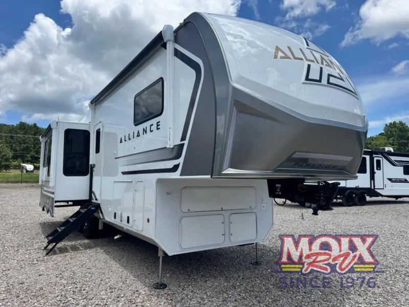 2027 Alliance RV Paradigm 310RL - Photo 2