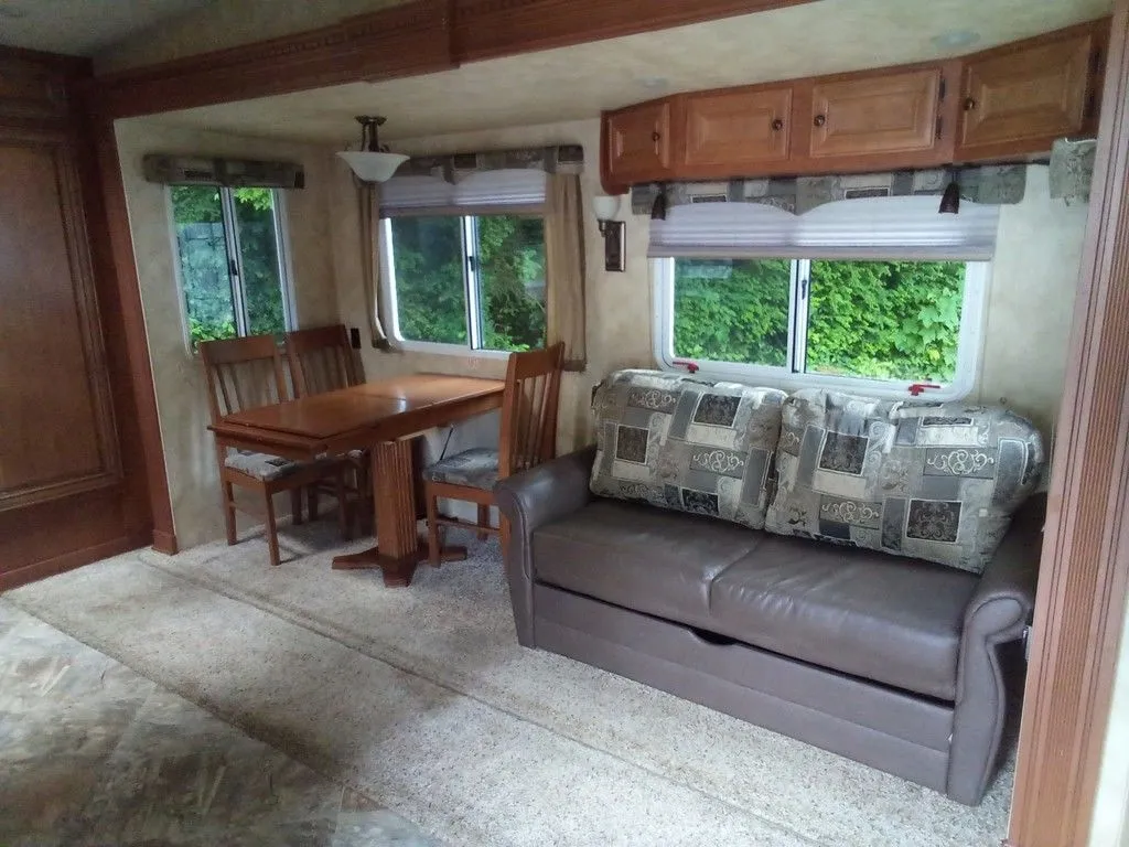 2014 Northwood Arctic Fox 27 W/SLIDE - Photo 3
