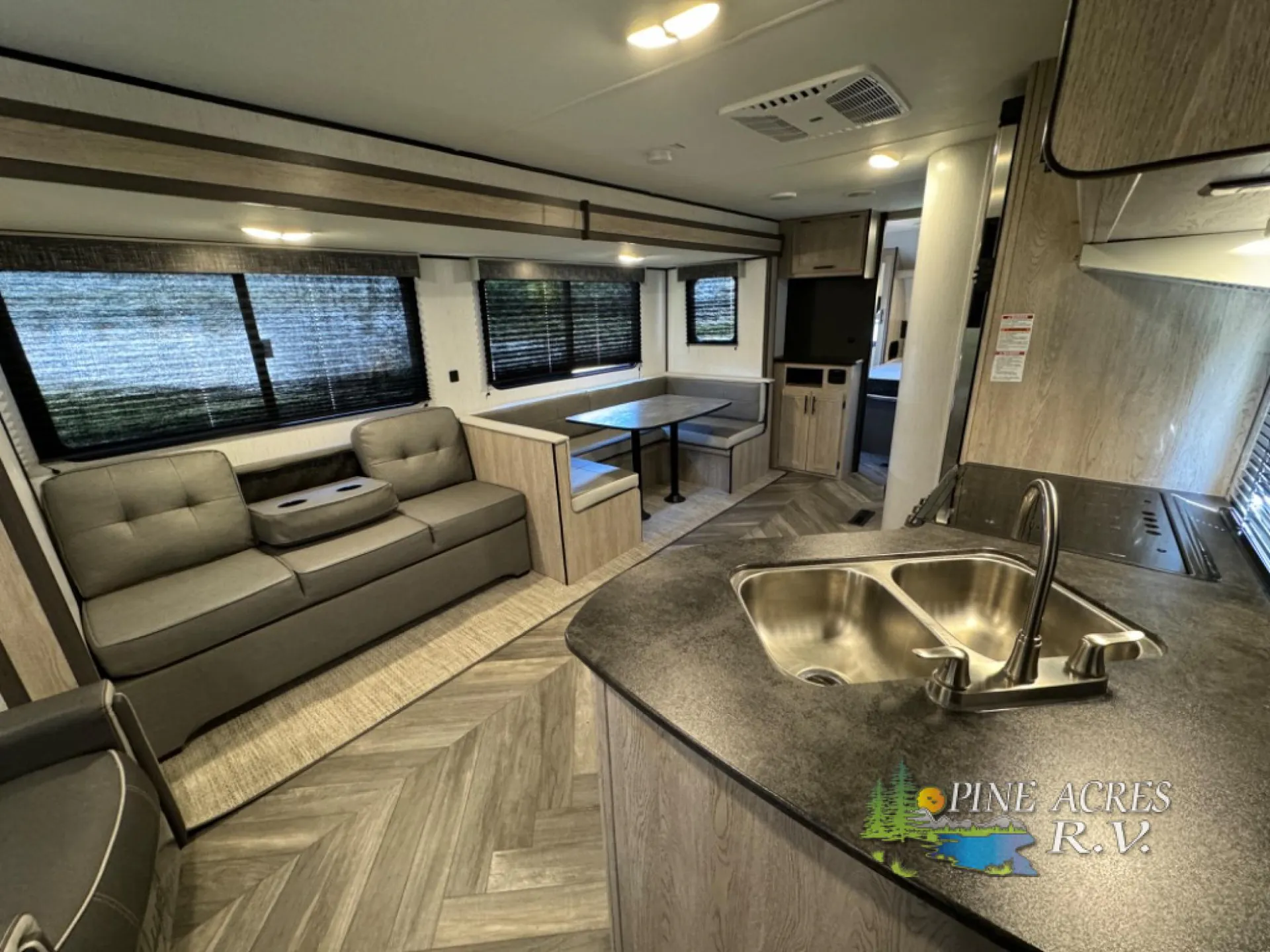 2022 Heartland Prowler 256RL - Photo 4