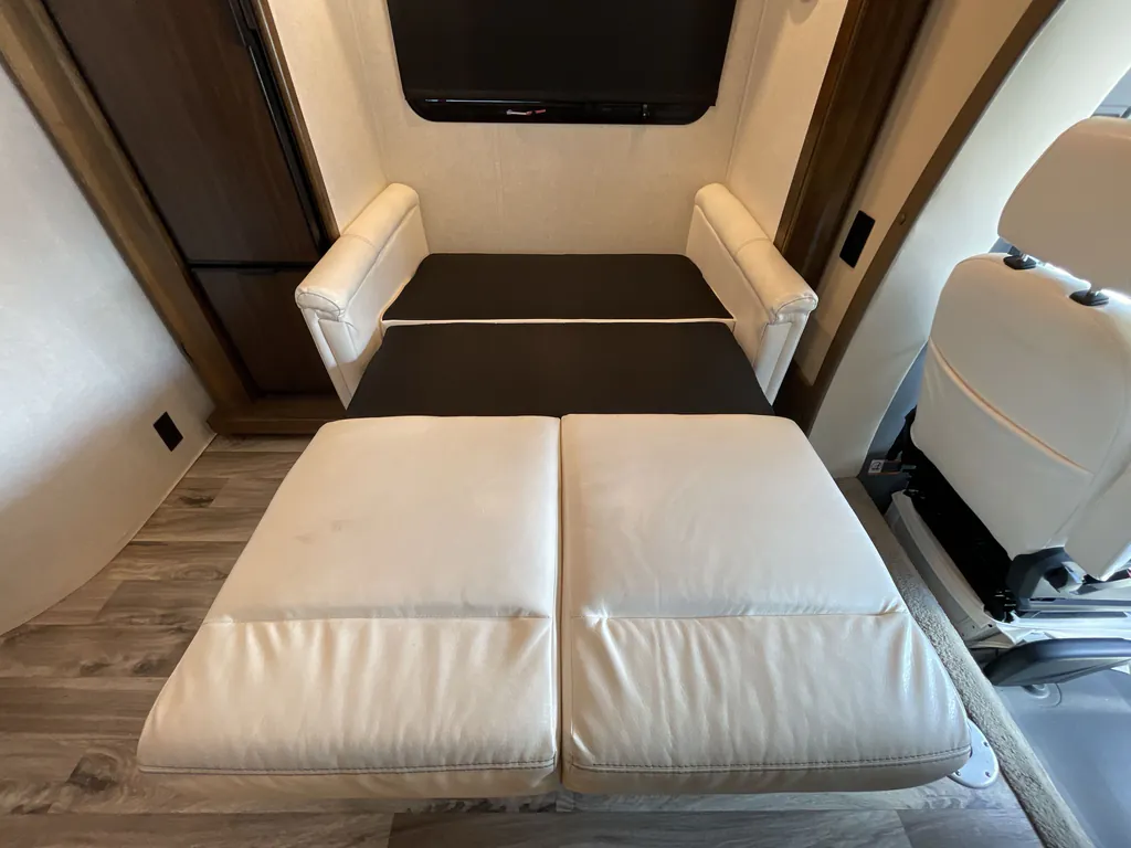2019 Tiffin Wayfarer 24 TW, Photos photo 23