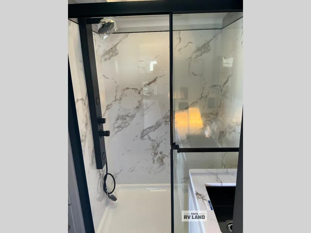 2027 Jayco North Point 391TBBH, Photos photo 14