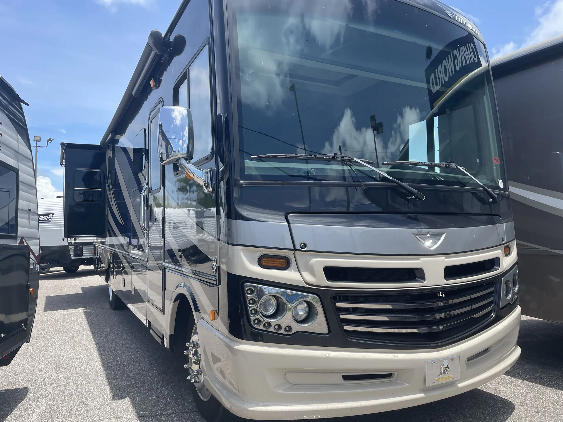 2018 fleetwood Southwind 35K - Photo 2