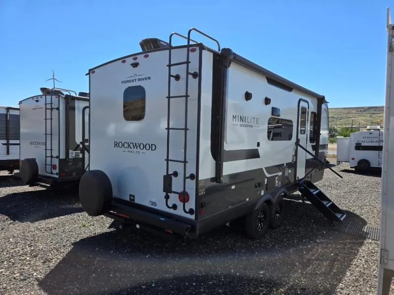2026 Forest River Rockwood Mini Lite 2214S - Photo 3