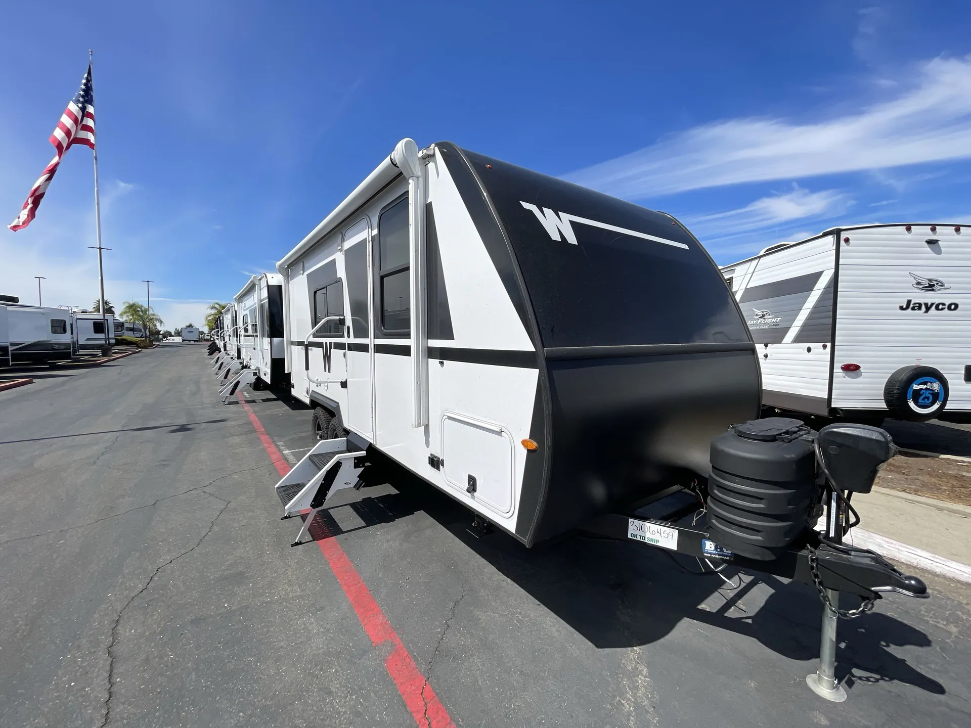 2027 Winnebago Micro Minnie 2108DS