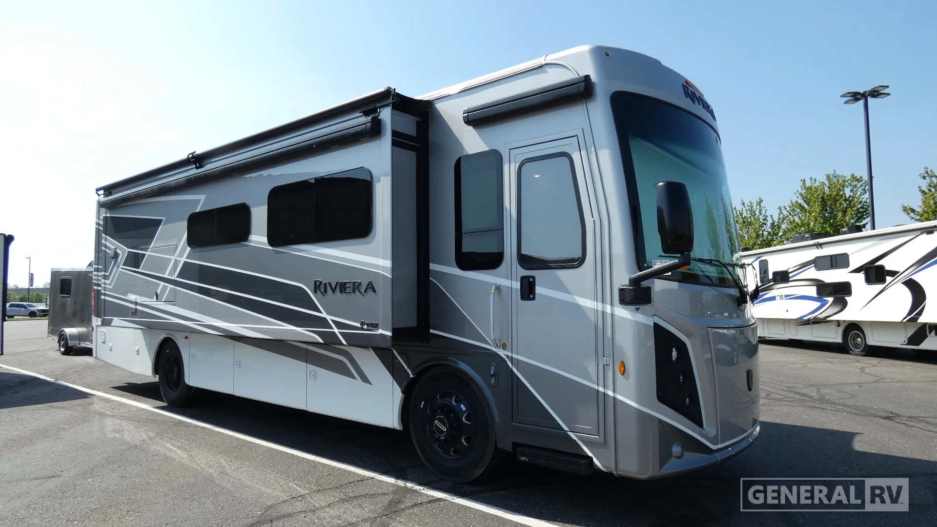 2026 Thor Motor Coach Riviera 34SD - Photo 2