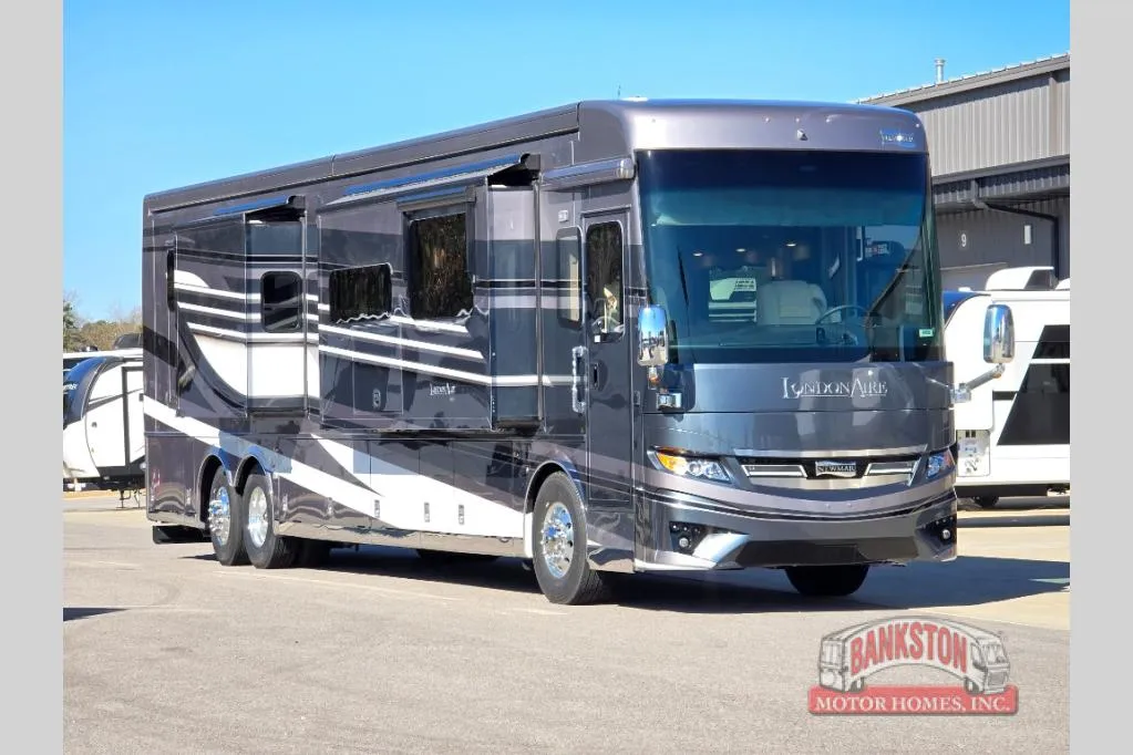 2026 Newmar London Aire 4551 - Photo 2