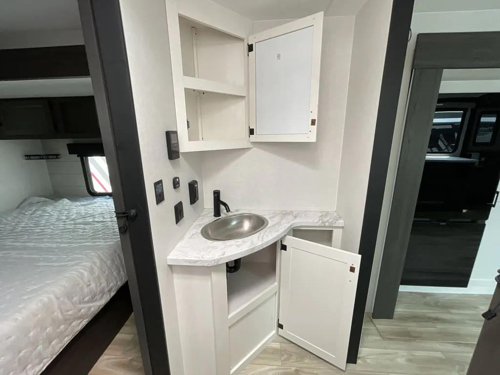 2026 Venture RV Stratus SR282VFD, Photos photo 22