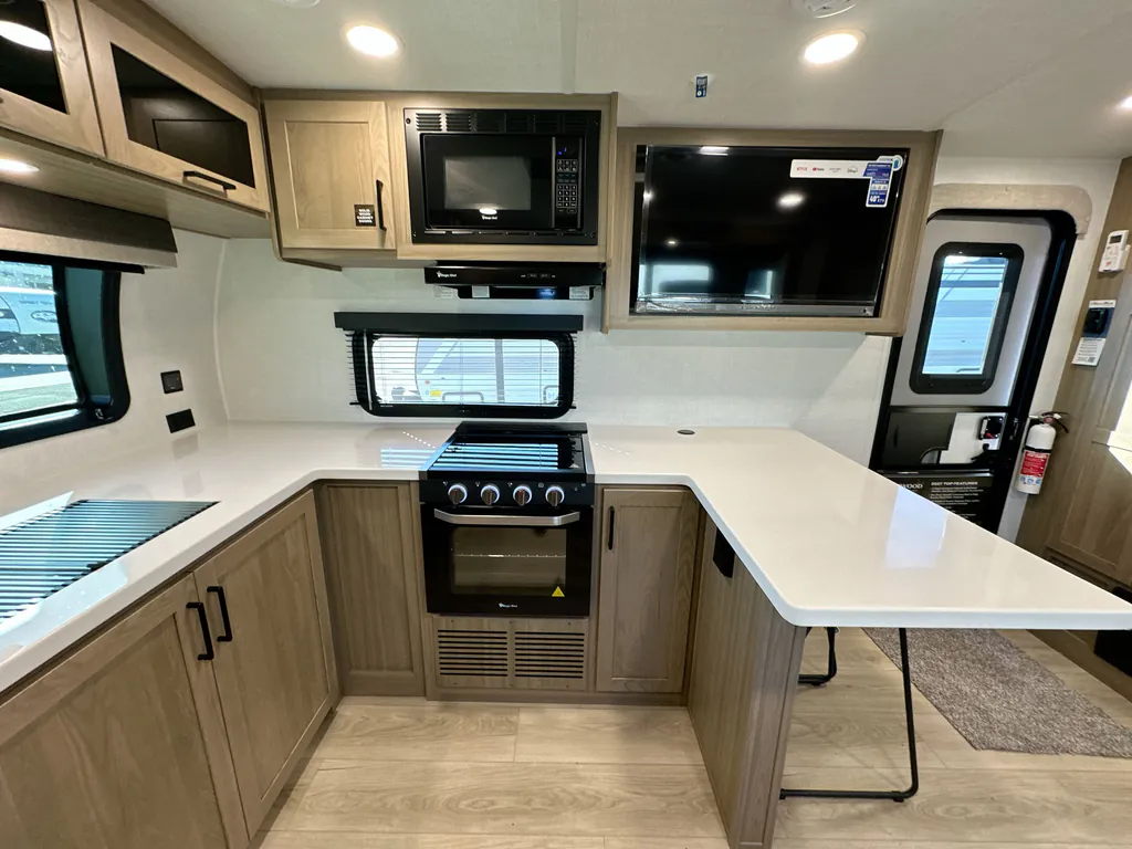 2027 Forest River Rockwood Mini Lite 2523MBR, Photos photo 12