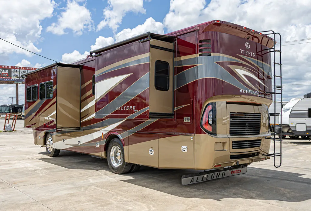 2018 Tiffin Motorhomes Allegro 33 - Photo 4