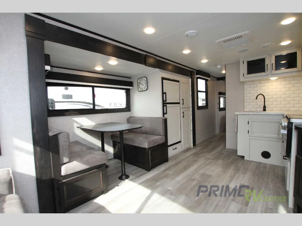 2022 Jayco Jay Feather 26RL, Photos photo 4