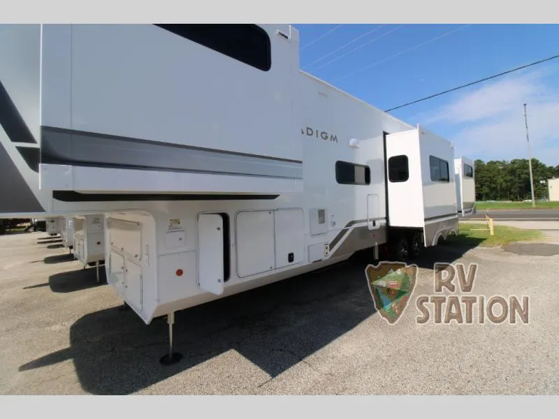 2026 Alliance RV Paradigm 395DS - Photo 3