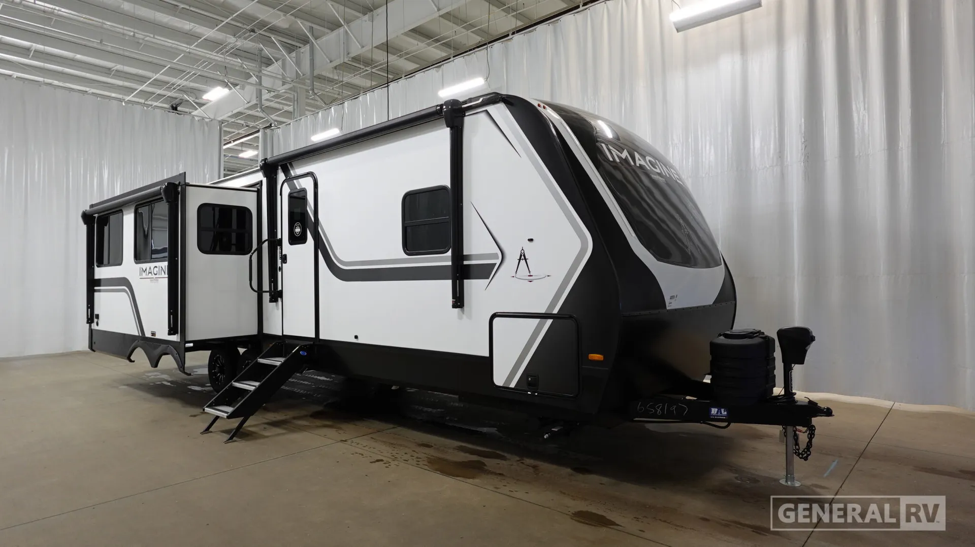 2026 Grand Design Imagine 2970RL - Photo 2