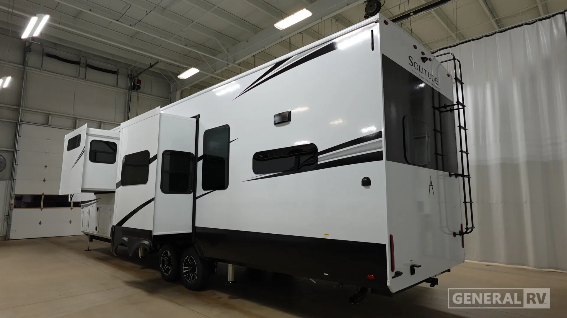 2026 Grand Design Solitude 417KB - Photo 4