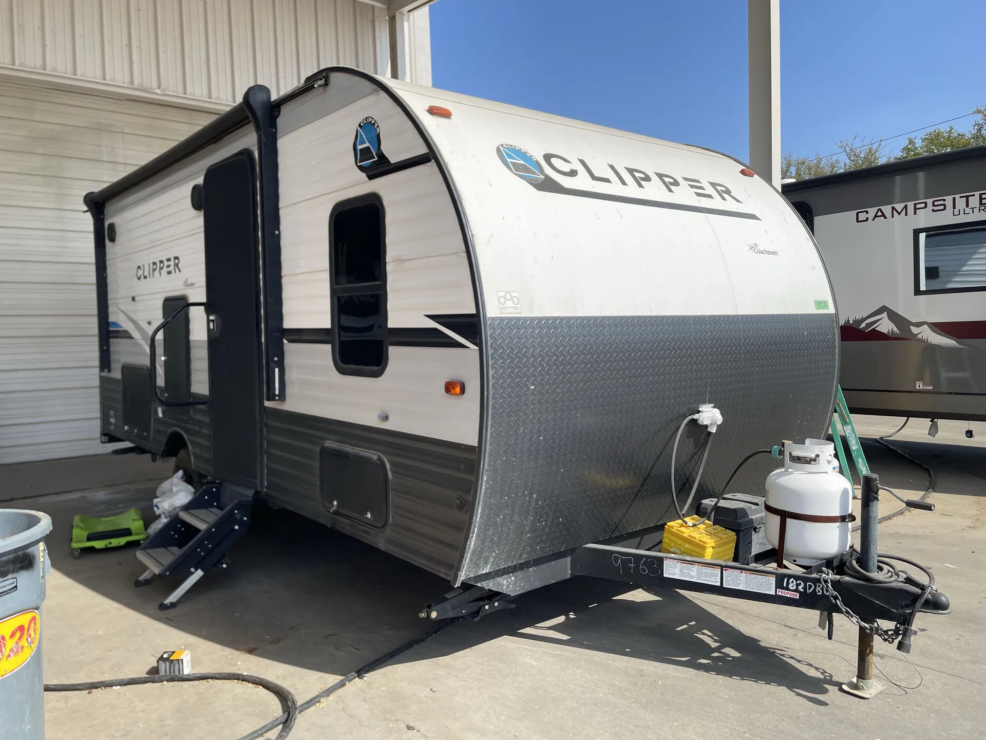 2022 Coachmen Clipper 182DBU - Photo 2