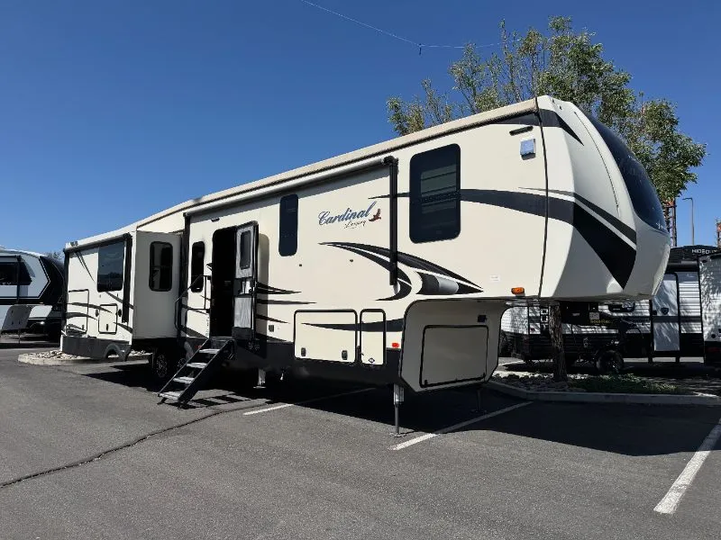 2020 Forest River Cardinal Luxury 345RLX - Photo 2