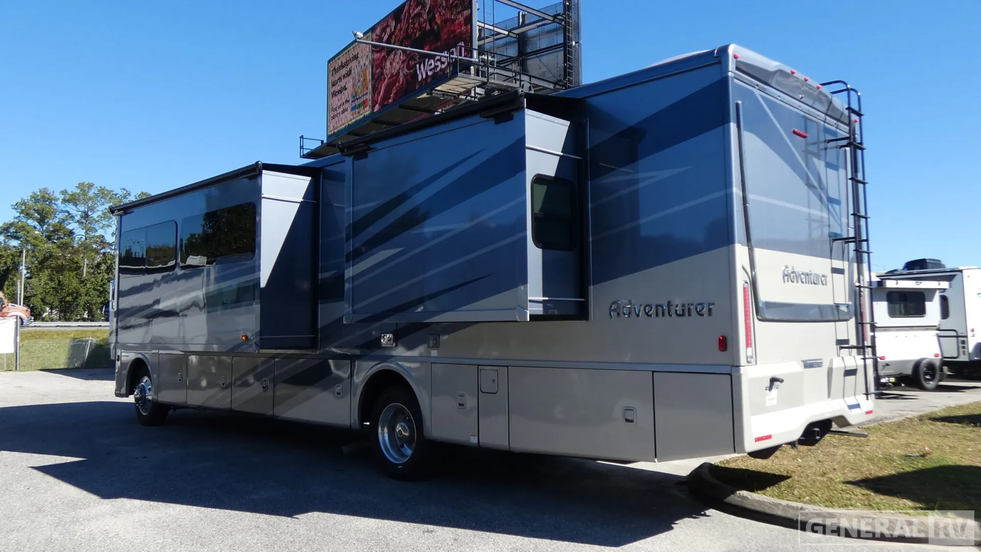 2026 Winnebago Adventurer 36Z - Photo 4