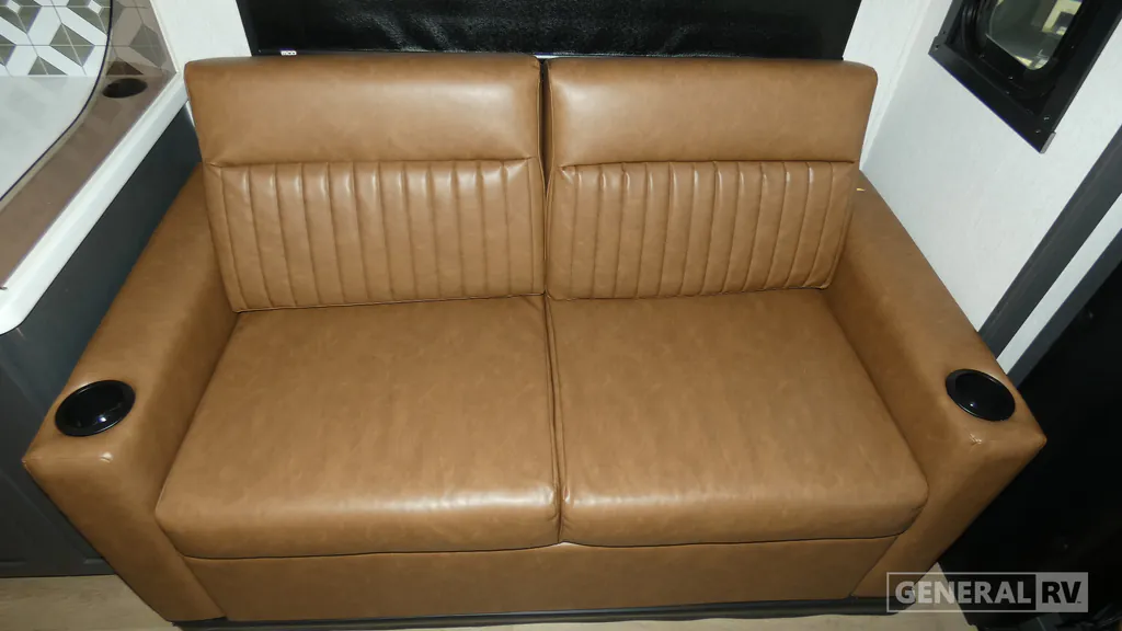 2027 Nexus Ghost 33DS, Photos photo 18