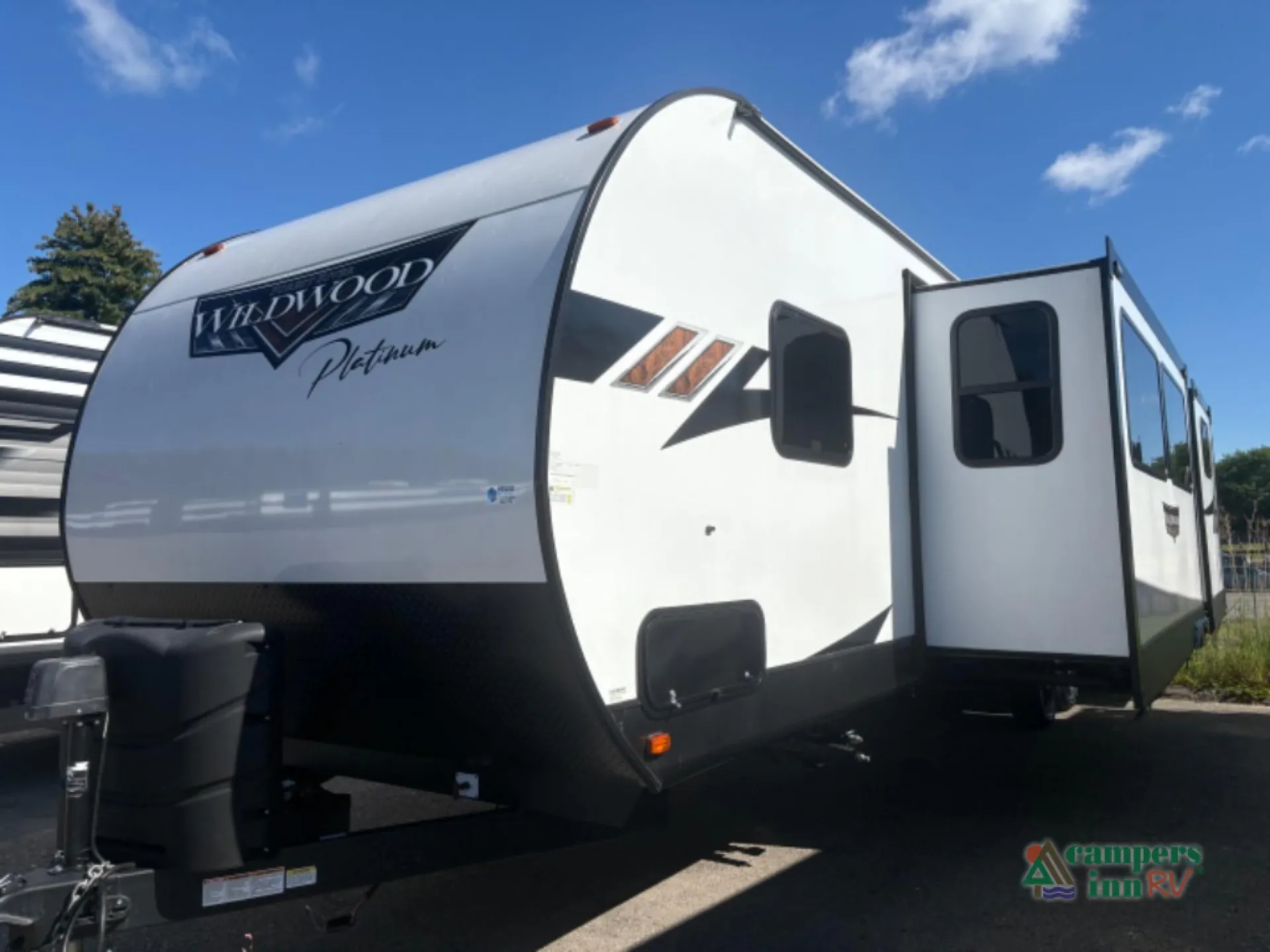 2023 Forest River Wildwood 31KQBTS - Photo 3