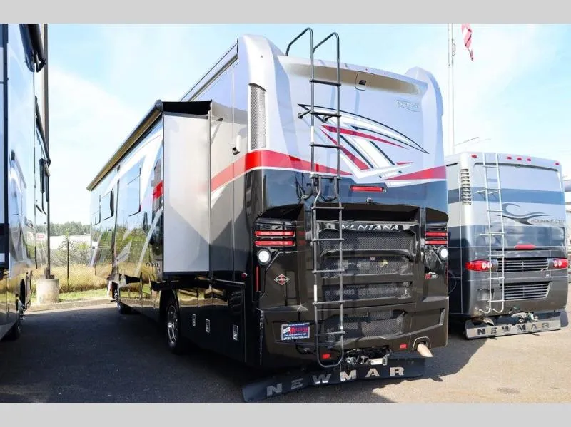 2022 Newmar Ventana 3407 - Photo 4