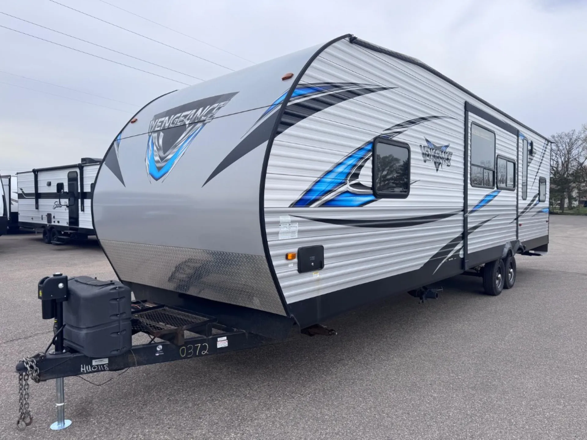 2018 Forest River Vengeance Rogue 31V - Photo 4
