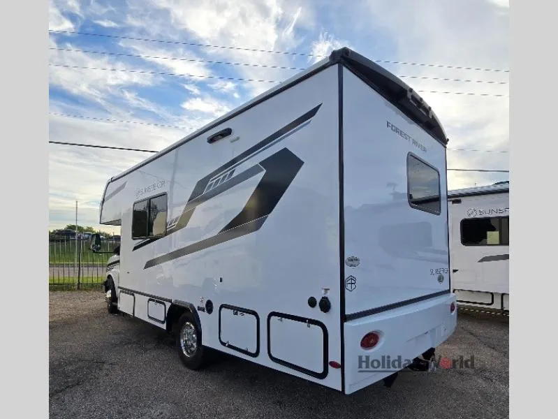 2025 Forest River Sunseeker LE 2350LE CHEVY - Photo 4